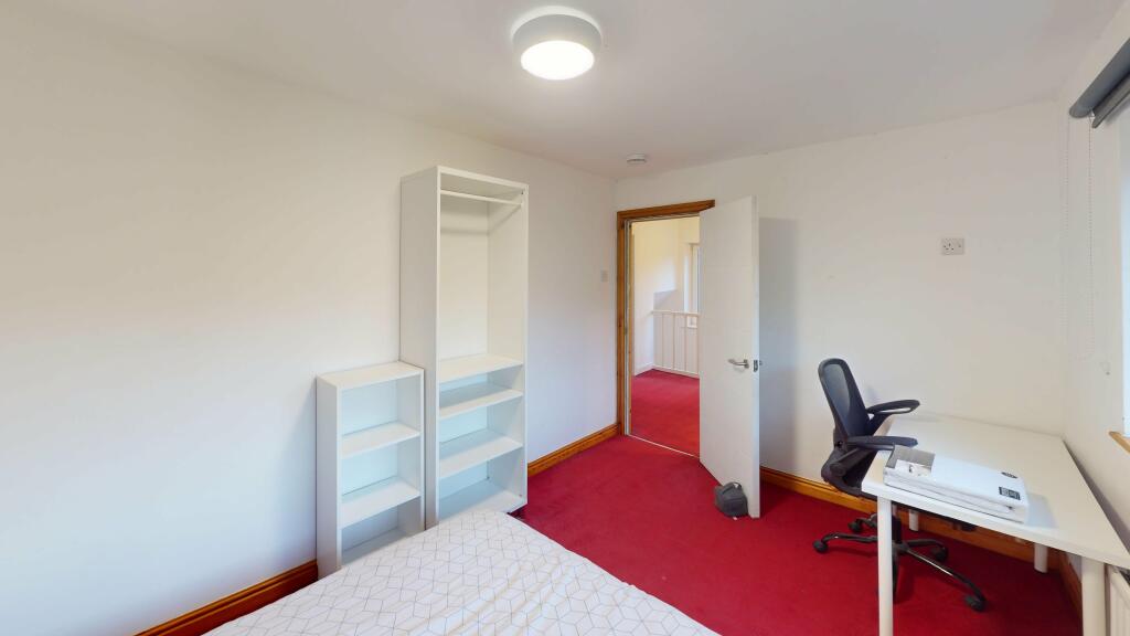 Additional image 31 of Mayorswell Close (L) 2 WEEKS RENT FREE 25/26, ,