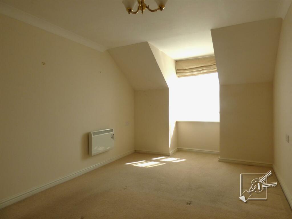 Additional image 19 of Glen View, Gravesend