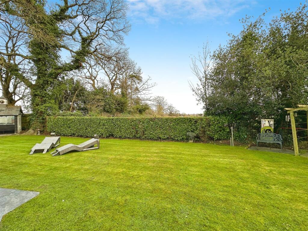 Additional image 21 of Westhill Road, Blackdown, Leamington Spa