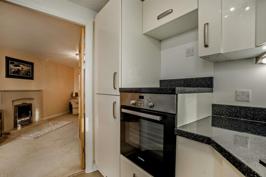 Additional image 8 of Oak Grange, Bradburns Lane, Hartford