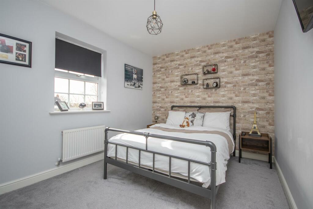 Additional image 18 of Luton Road, Church Gresley, Swadlincote