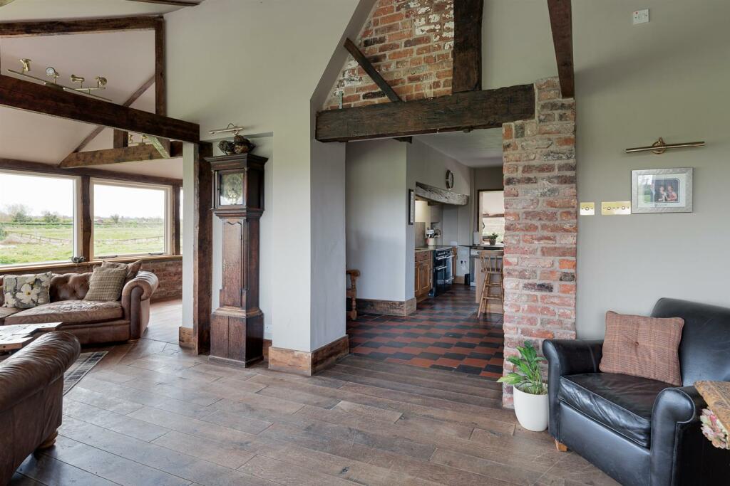 Additional image 2 of Pinnacle Farm, Coole Lane, Newhall, Nantwich