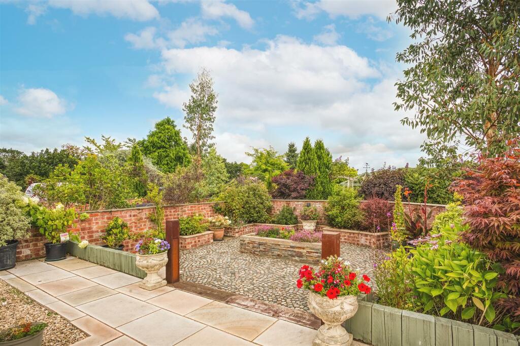 Additional image 29 of East Barn, Woodside, Morley, Derbyshire