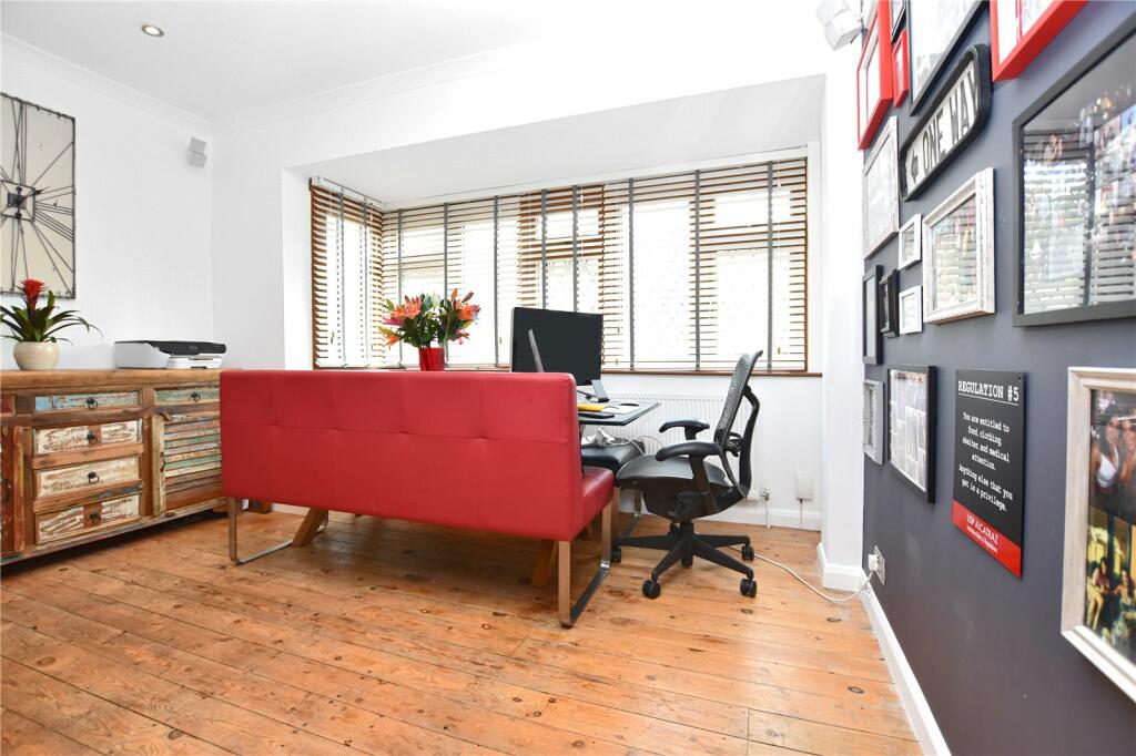 Additional image 4 of Midhurst Hill, Bexleyheath, DA6