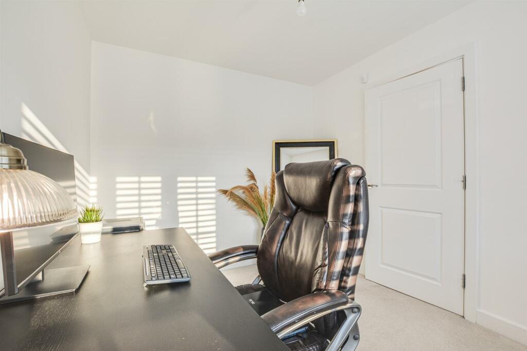 Additional image 4 of Alder Way, Holmes Chapel