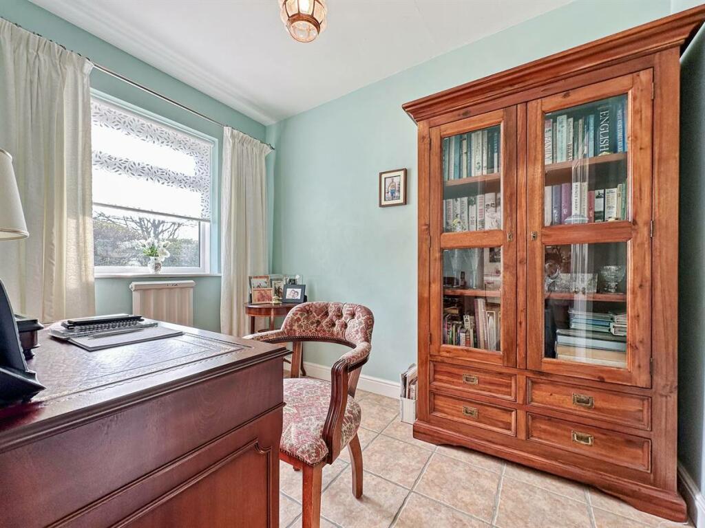 Additional image 11 of Lonsdale Avenue, Margate