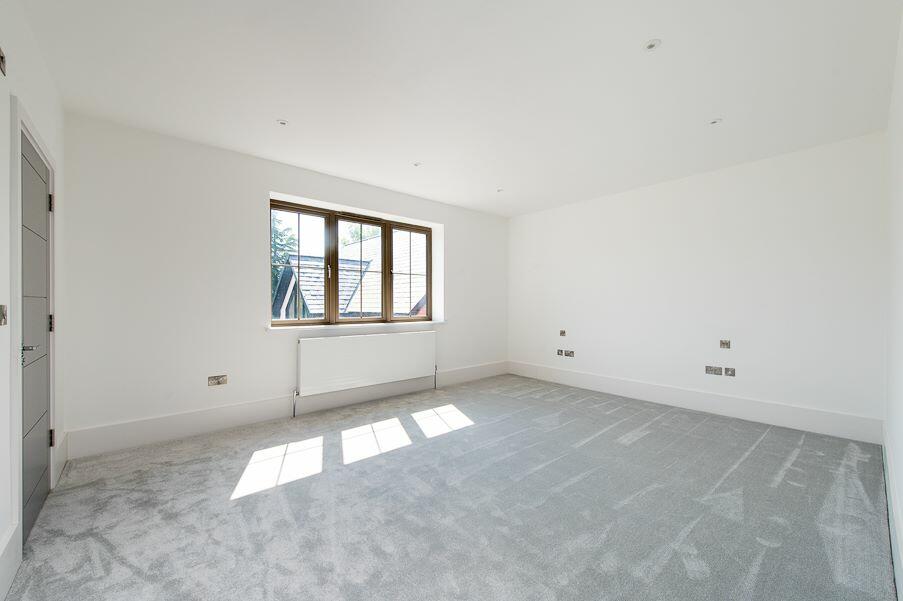 Additional image 12 of Trinity Garden, 1 Fosse Way, Moreton Morrell, Warwick, Warwickshire, CV35 9DF