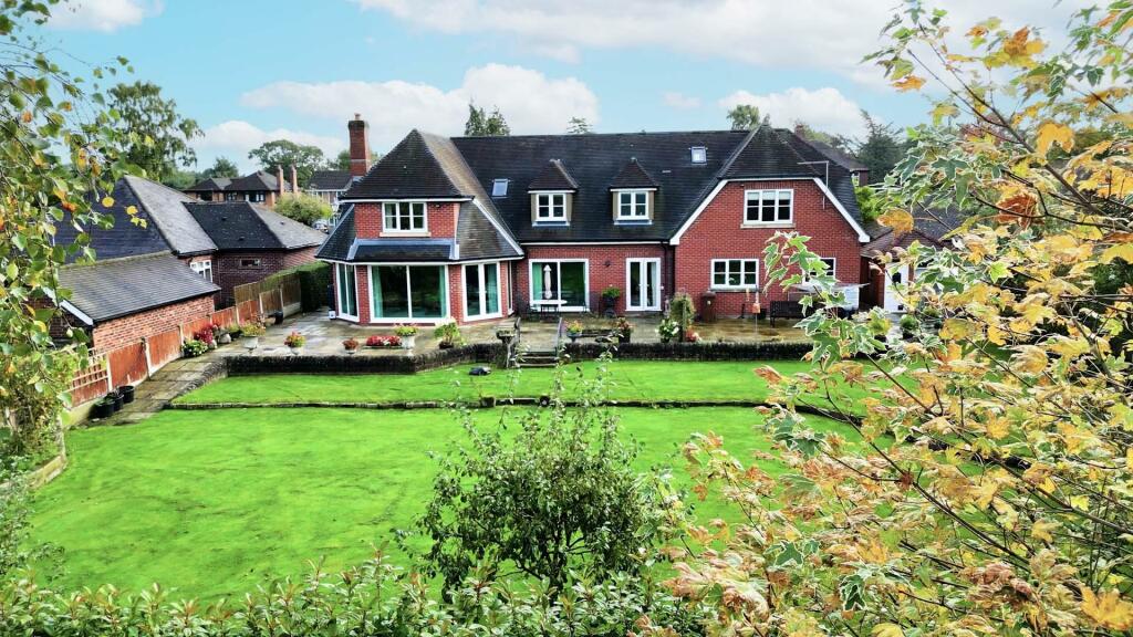 Additional image 65 of Spacious home on the exclusive Blackfirs Lane, Somerford, Congleton