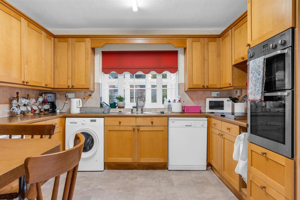 Additional image 6 of New Place, Welwyn