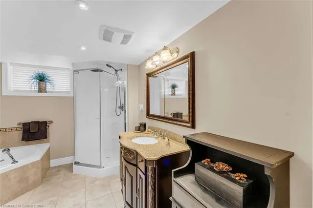 Additional image 26 of 483 Walnut Cres