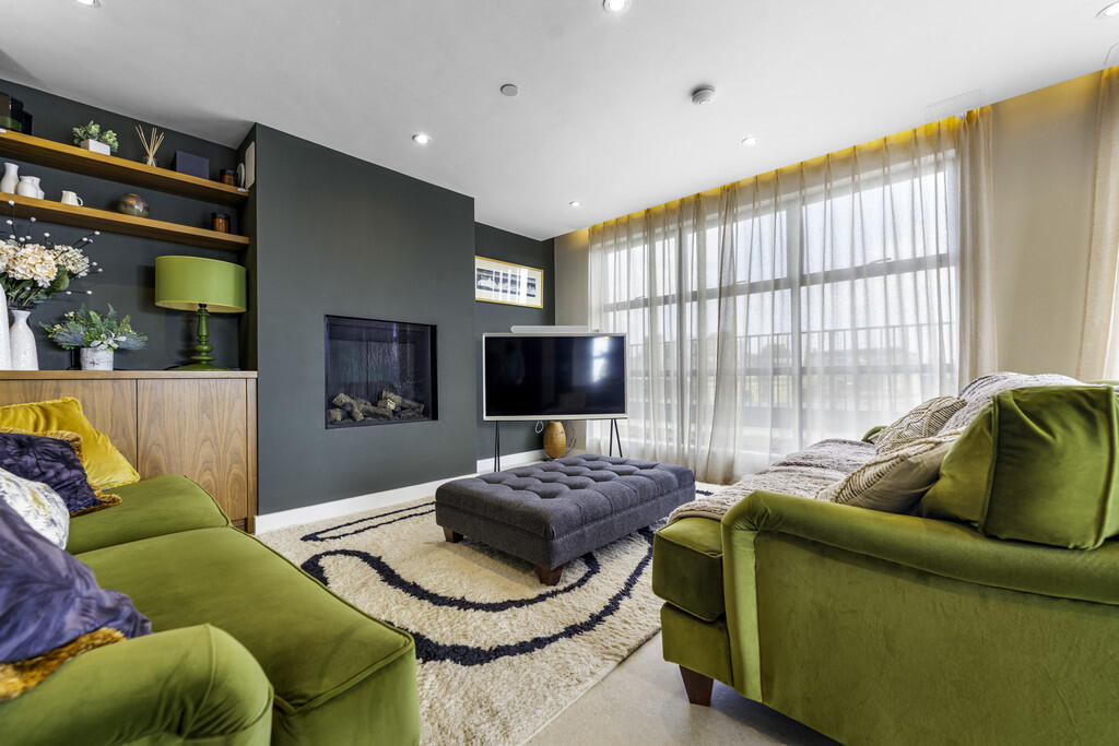 Additional image 2 of Casablanca, Mount Stuart Square