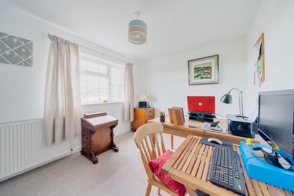 Additional image 12 of Substantial bungalow with views over Claverham's countryside