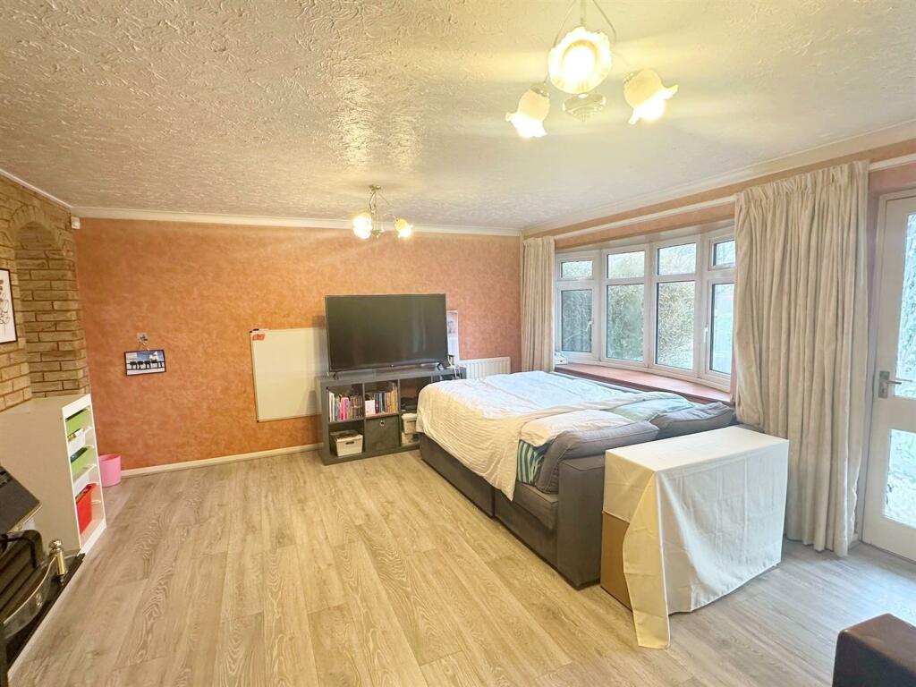 Additional image 3 of Thorpe Close, Four Oaks, Sutton Coldfield