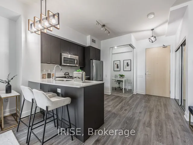 Additional image 9 of 30 Roehampton Ave Unit 610