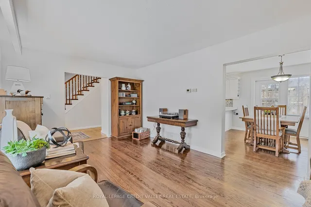 Additional image 12 of 36 Lockton Cres