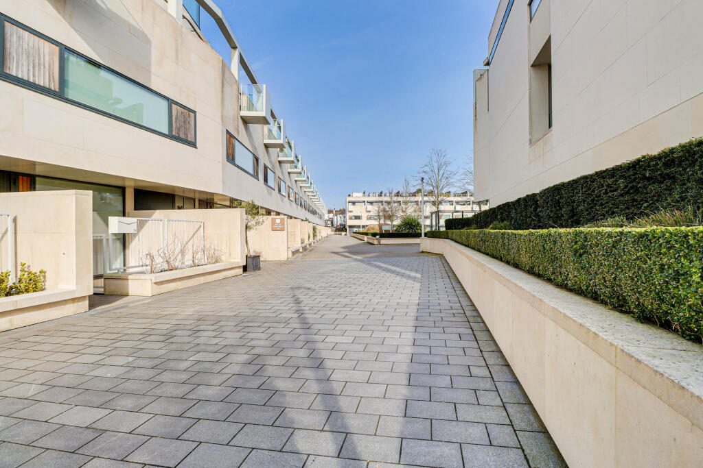 Additional image 27 of Gabriel Square, St. Albans, Hertfordshire, AL1