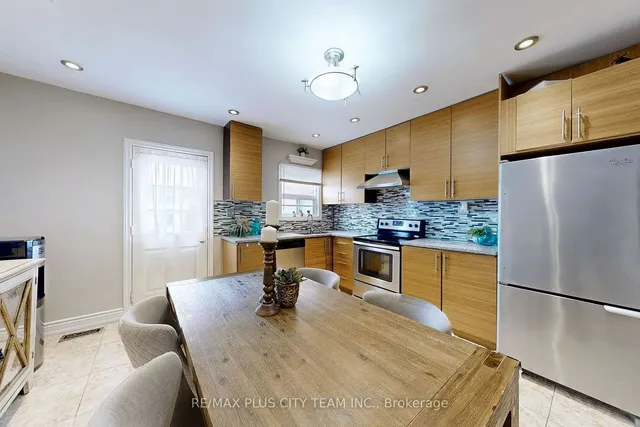 Additional image 11 of 8 Hatherley Rd