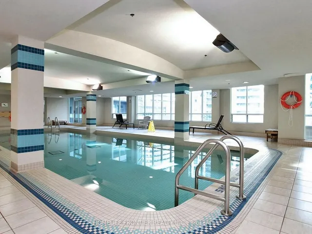 Additional image 28 of 30 Grand Trunk Cres Unit 1812