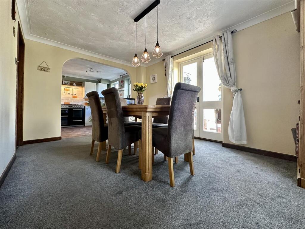 Additional image 3 of Marron Close, Axbridge