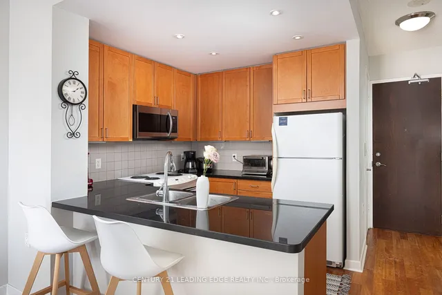 Additional image 11 of 85 Bloor St Unit 1413