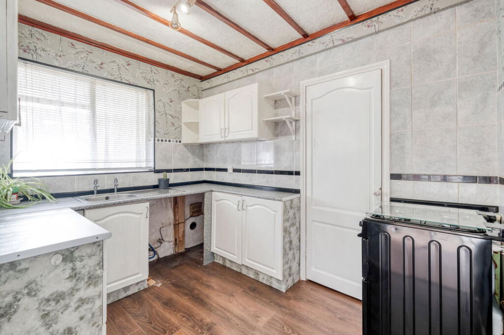 Additional image 5 of Southcrest Road, Lodge Park, Redditch B98 7HZ