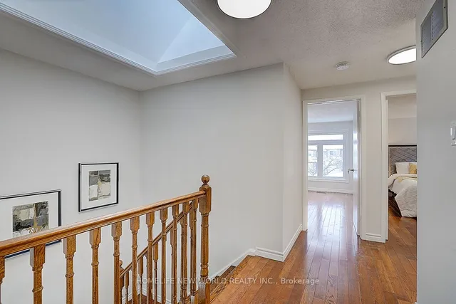 Additional image 19 of 17 Pale Moon Cres