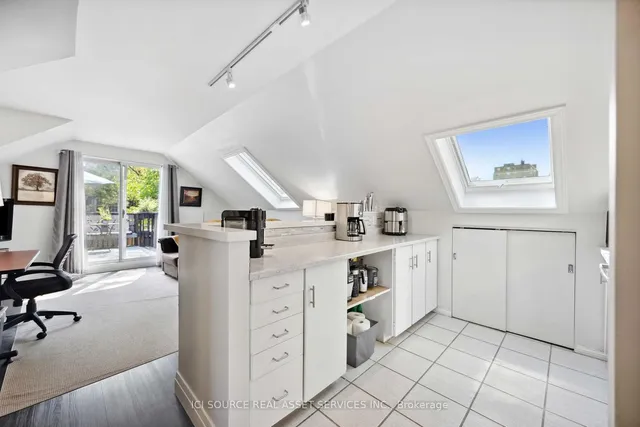 Additional image 32 of 27 Glen Elm Ave