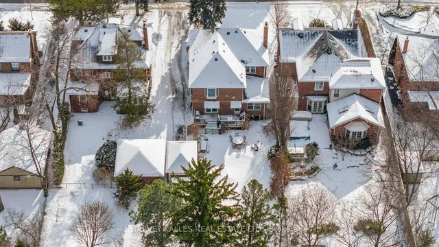 Additional image 28 of 390 Glencairn Ave