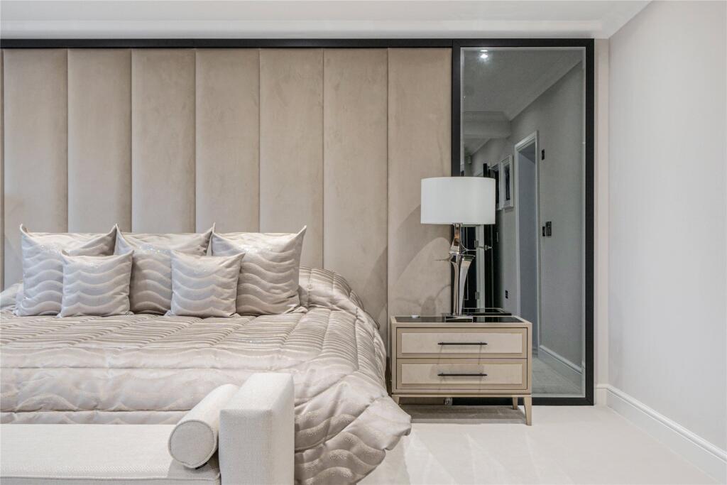 Additional image 22 of Meadow Way, Farnborough Park