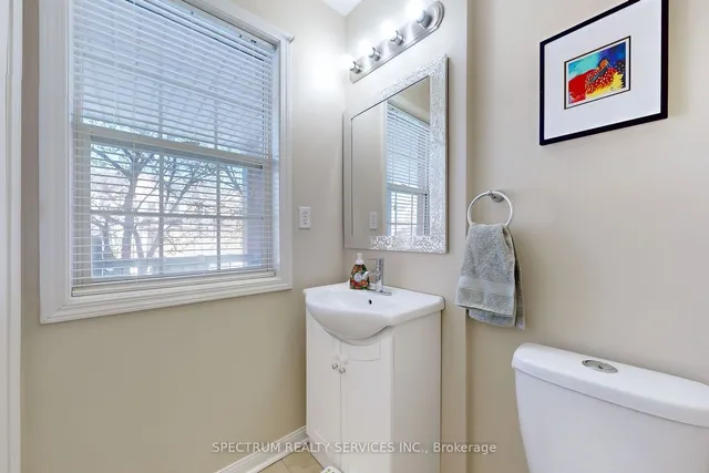 Additional image 39 of 1528 Evans Terr