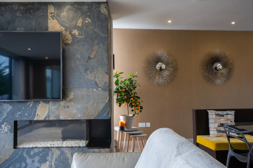 Additional image 6 of Alington Close, Evening Hill, Poole, BH14