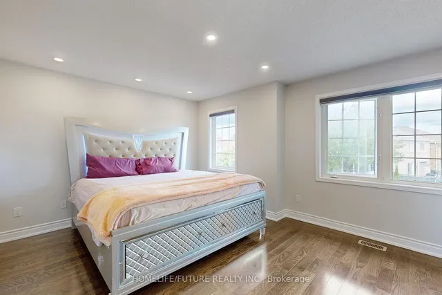 Additional image 24 of 26 Salamander St