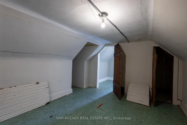 Additional image 33 of 194 Wellington St