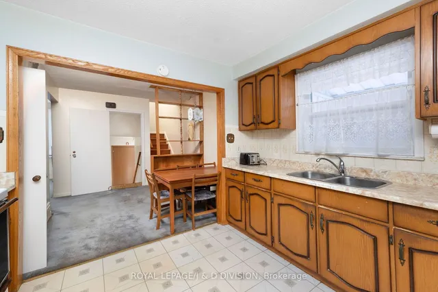 Additional image 11 of 51 Edinborough Crt