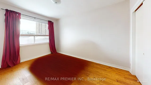 Additional image 29 of 32 Marlington Cres