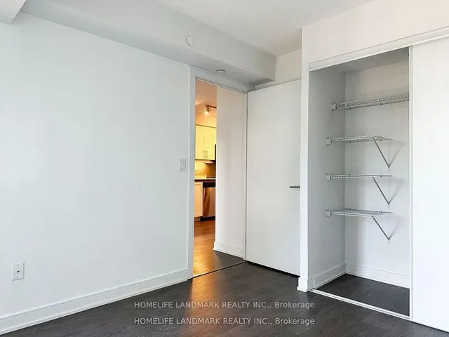 Additional image 12 of 525 Adelaide St Unit 728