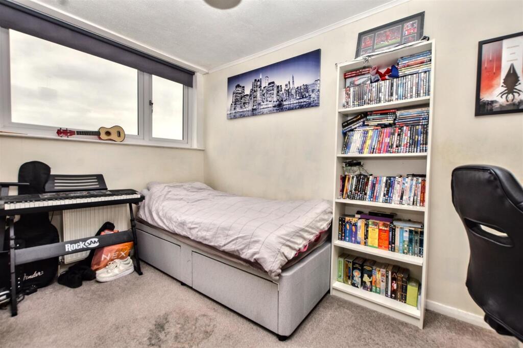 Additional image 8 of Farmlands Close, Polegate