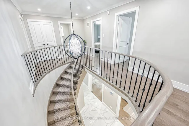 Additional image 20 of 2 Ebby Ave