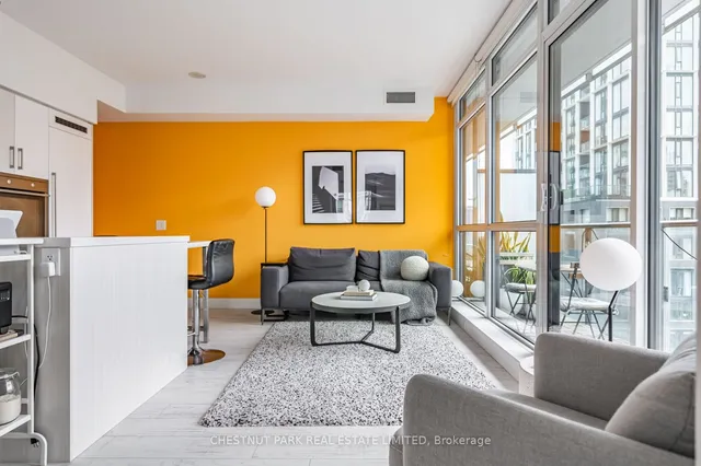 Additional image 3 of 39 Sherbourne St Unit 907