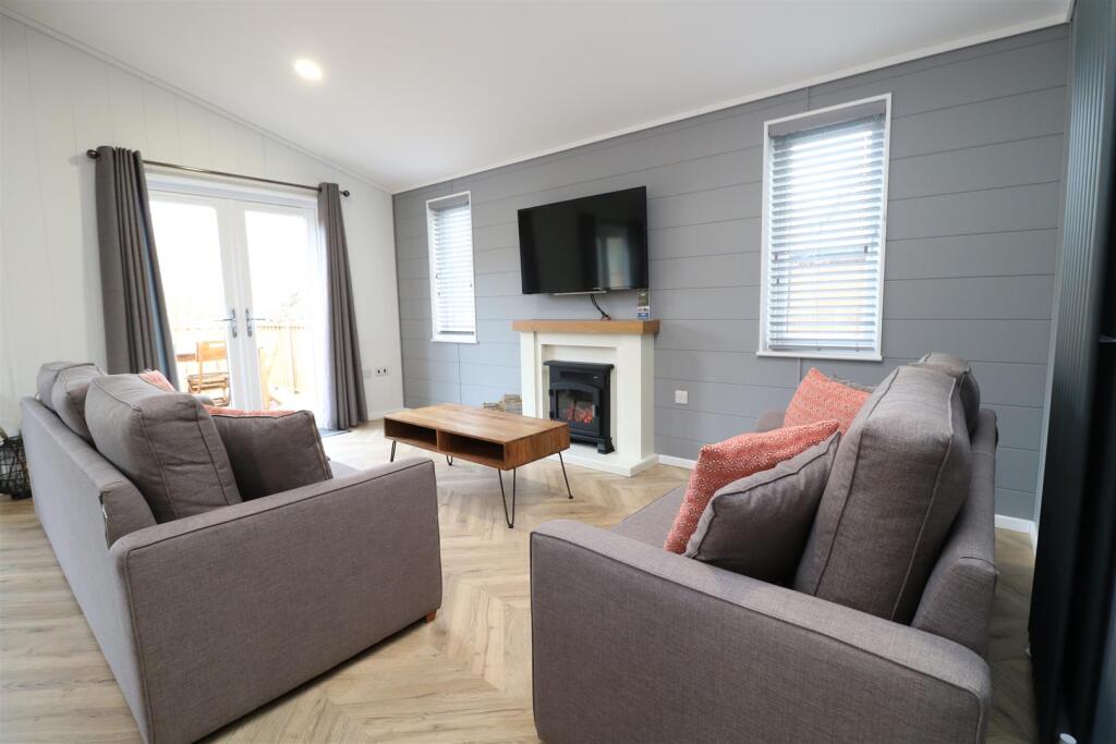 Additional image 5 of Lake View, Brokerswood