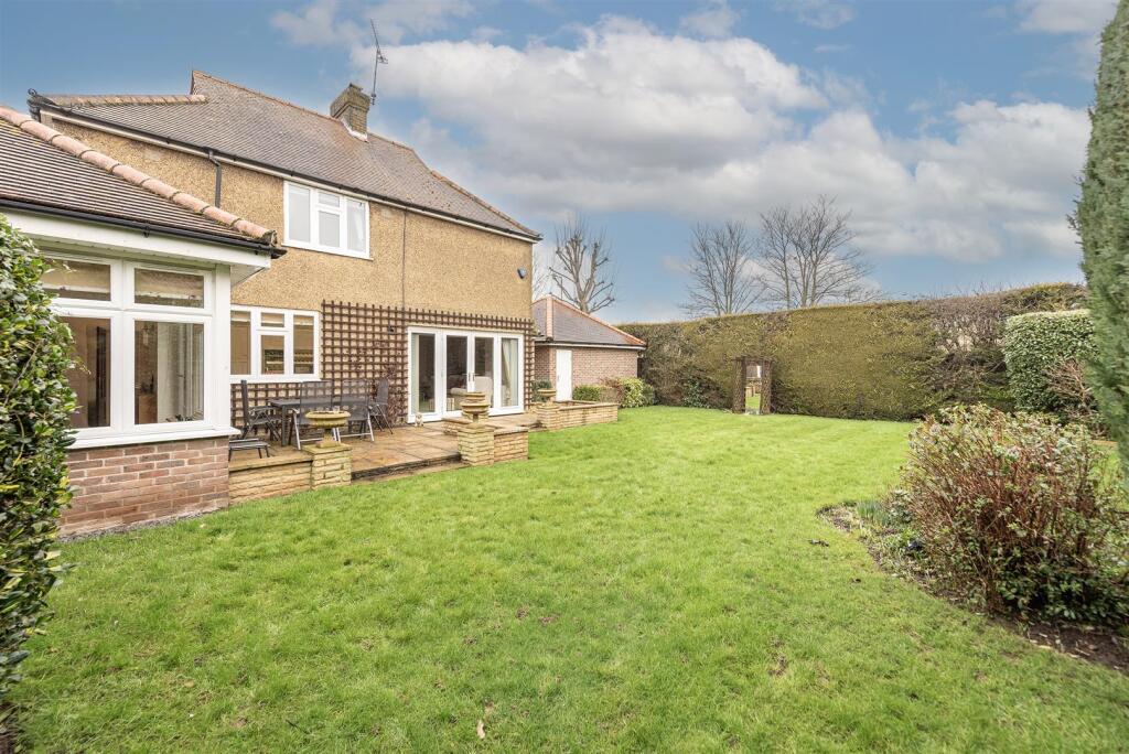 Additional image 12 of The Pleasance, Harpenden