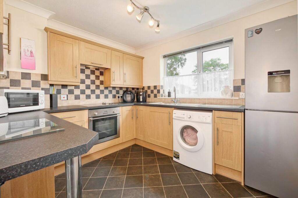 Additional image 12 of Summerfields Avenue, Hailsham, BN27