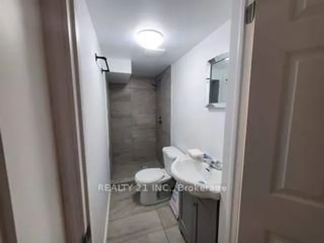 Additional image 35 of 75 Taysham Cres