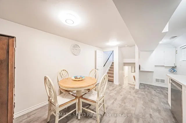 Additional image 30 of 137 Shawnee Circ