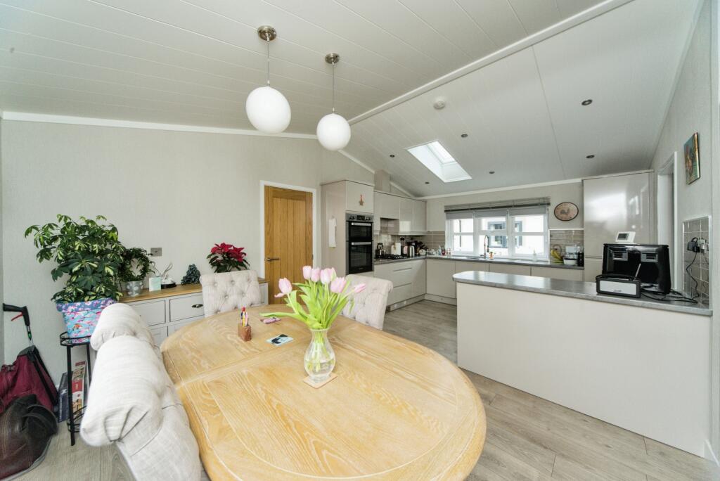 Additional image 19 of Lilies Avenue, Pevensey Bay, Pevensey, East Sussex, BN24