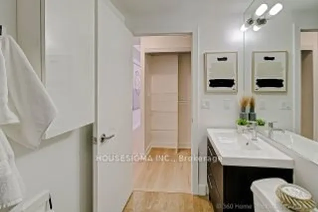 Additional image 22 of 438 King St Unit 512