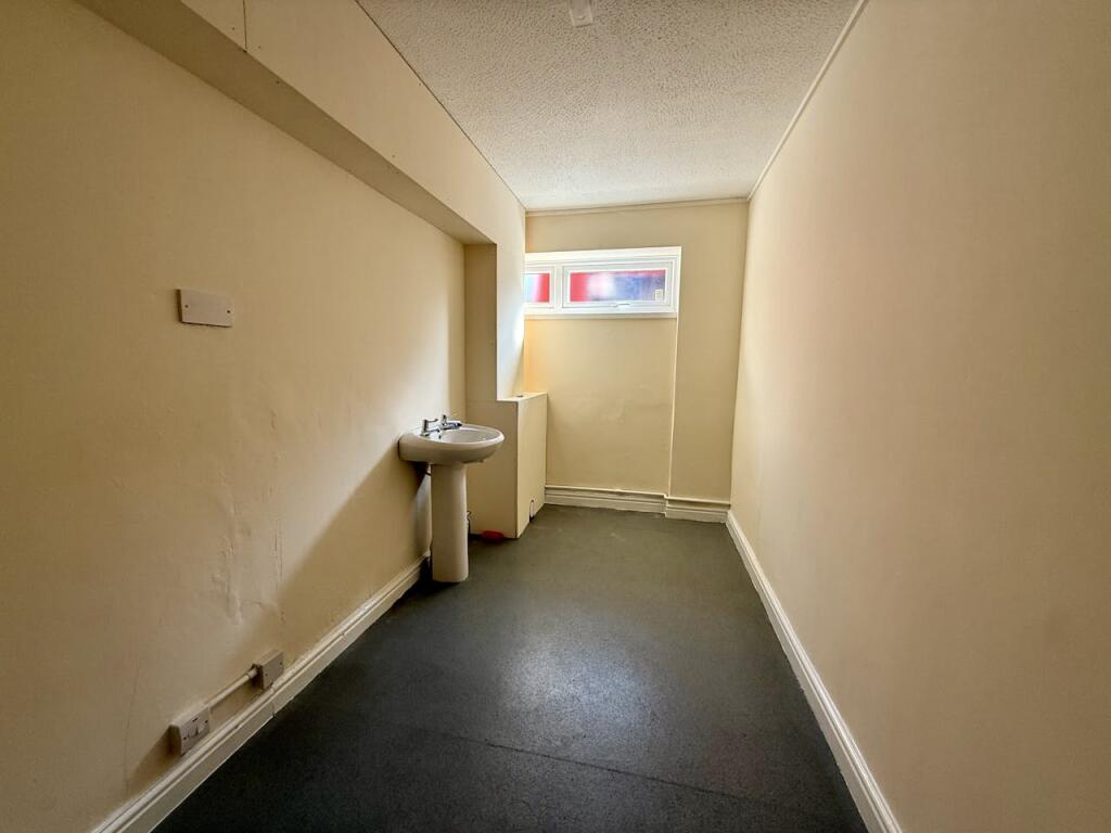 Additional image 11 of Unit 2 Aston Expressway Industrial Estate, Aston, Birmingham, B6 4EX