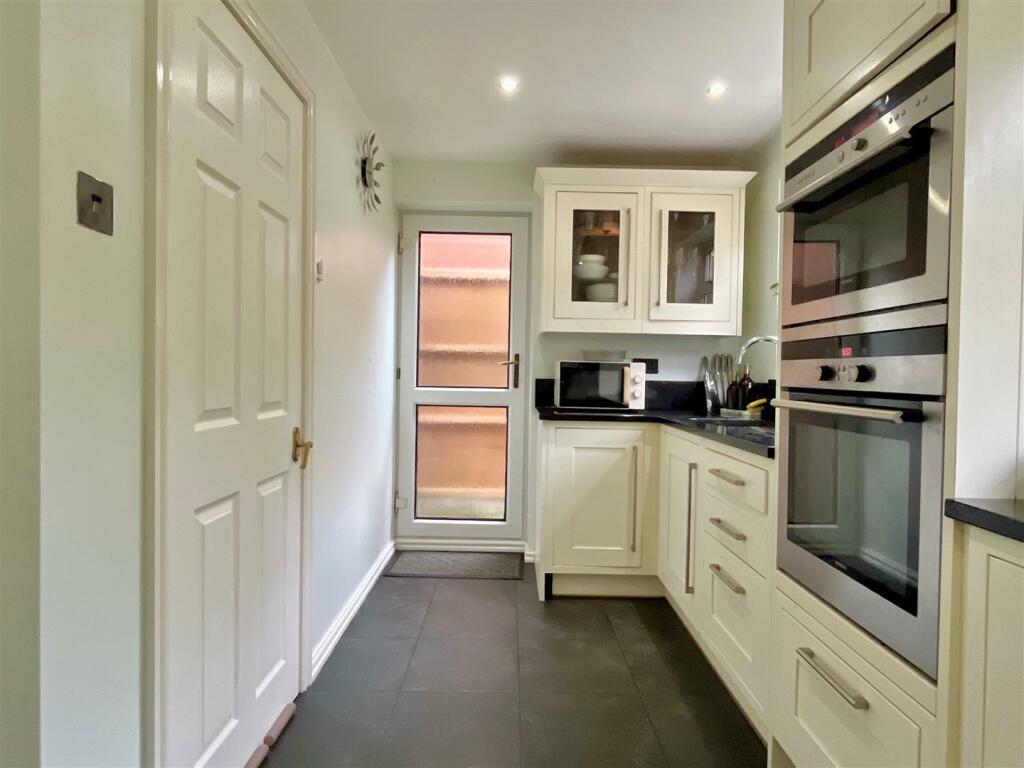 Additional image 10 of Mills Avenue, New Hall, Sutton Coldfield