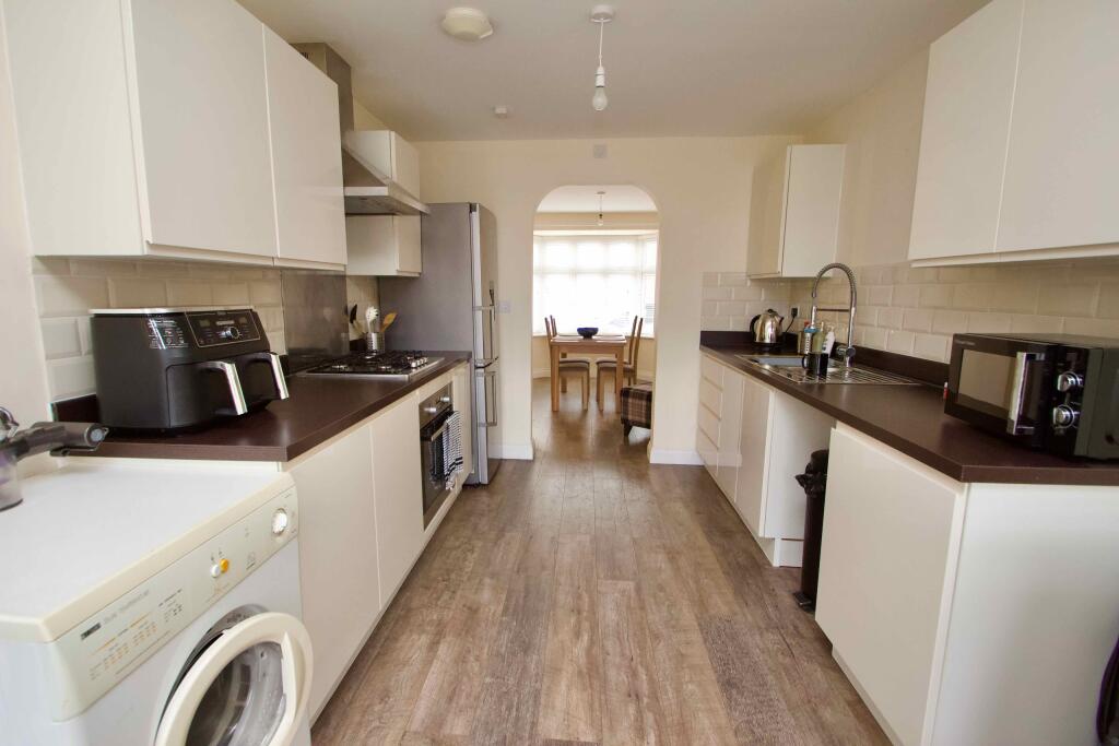 Additional image 6 of Walton Close, Glastonbury