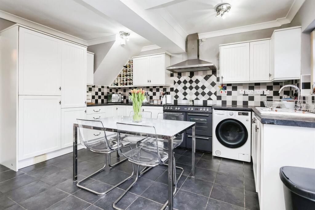 Additional image 13 of Woodfield Avenue, Cradley Heath